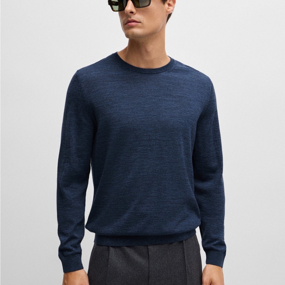 Men's Navy crew neck Hugo Boss Sweater